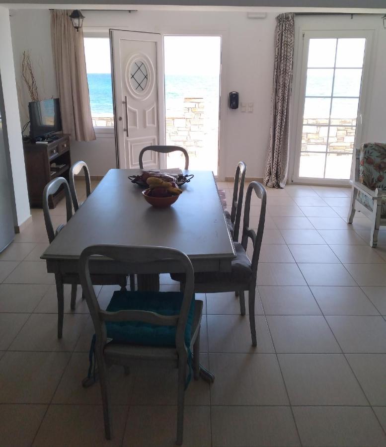 Апартаменты Albatross Seafront House Naxos City Экстерьер фото
