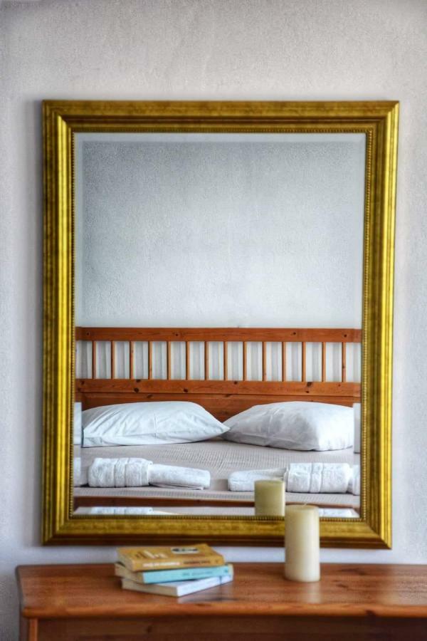 Апартаменты Albatross Seafront House Naxos City Экстерьер фото