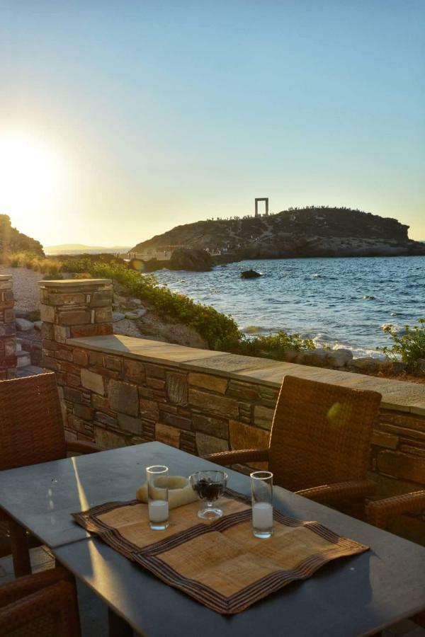Апартаменты Albatross Seafront House Naxos City Экстерьер фото